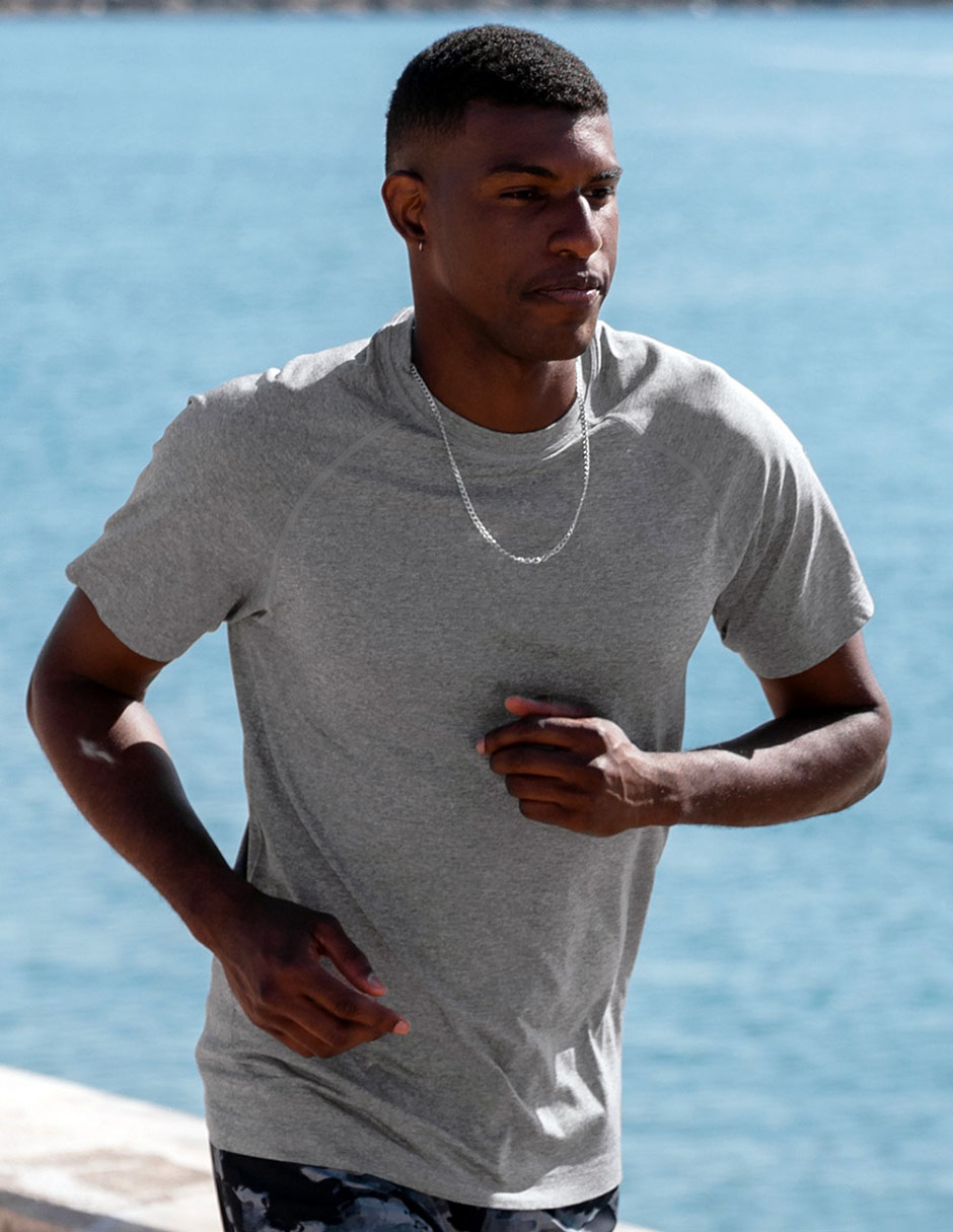 Playera cuello redondo para hombre 4