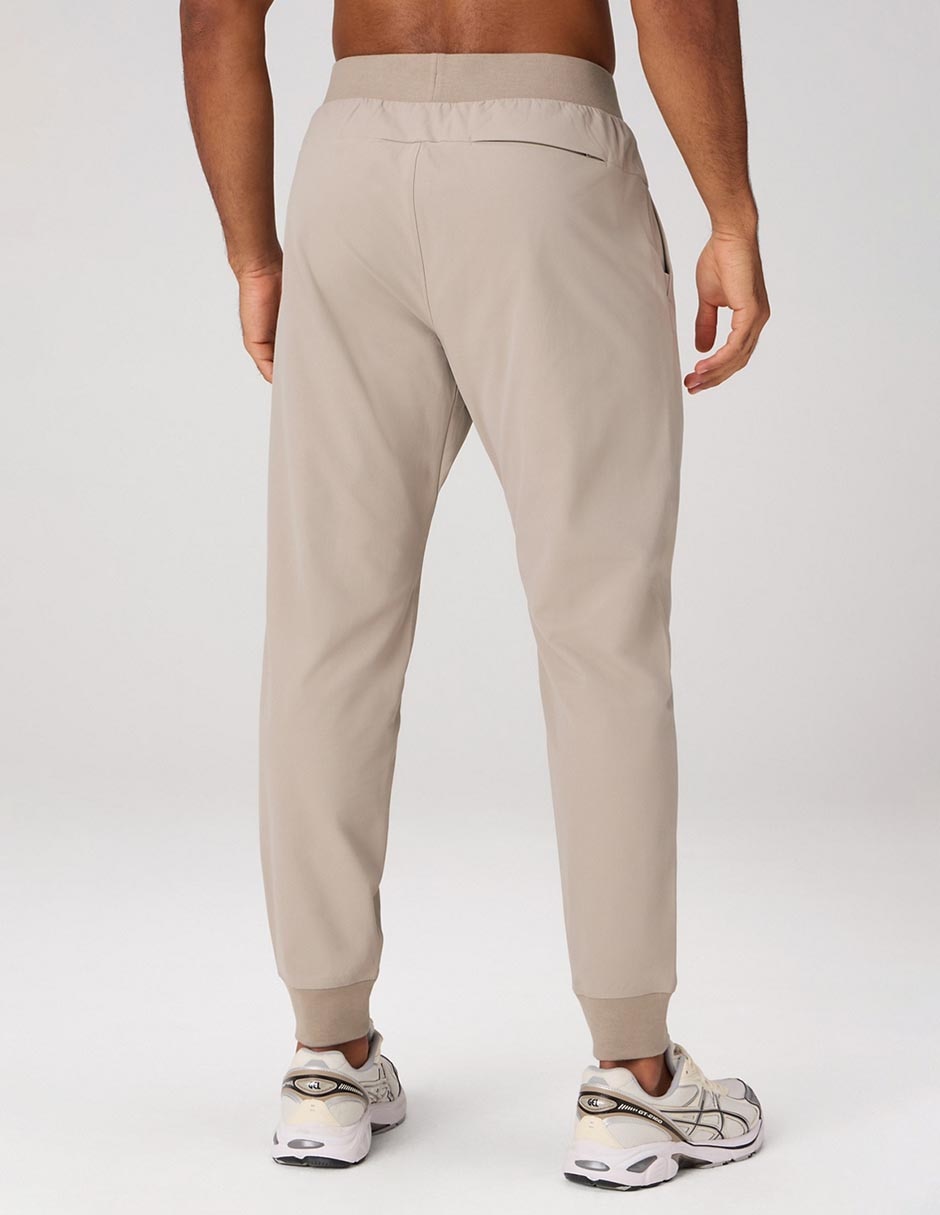 Jogger relajado con bolsillos para hombre