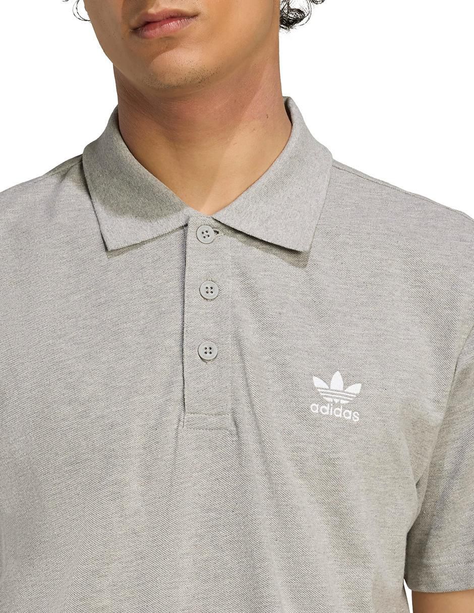 Playera tipo polo Trefoil Essentials para hombre 5