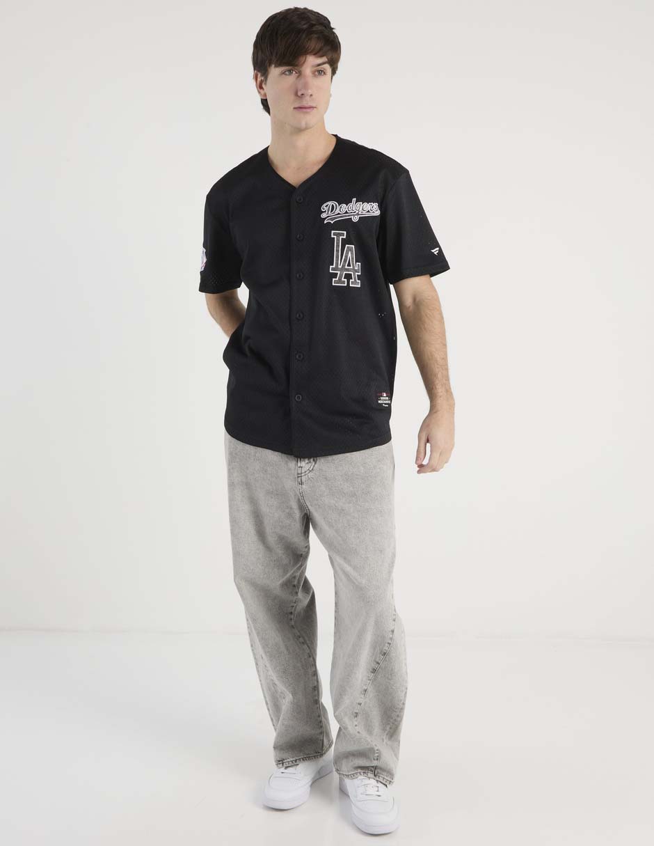Playera Black Cat cuello con botón para hombre