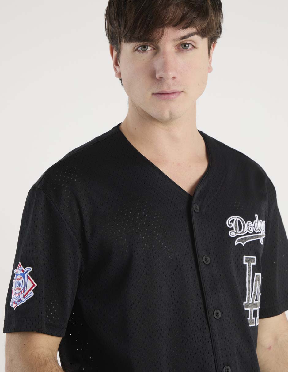 Playera Black Cat cuello con botón para hombre
