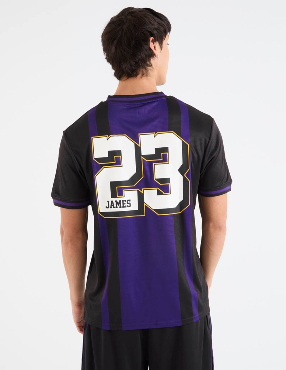 Playera cuello V para hombre 6