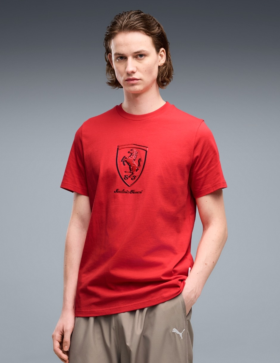 Playera Ferrari Tonal Shield Tee cuello redondo para hombre Playera Ferrari Tonal Shield Tee cuello redondo para hombre
