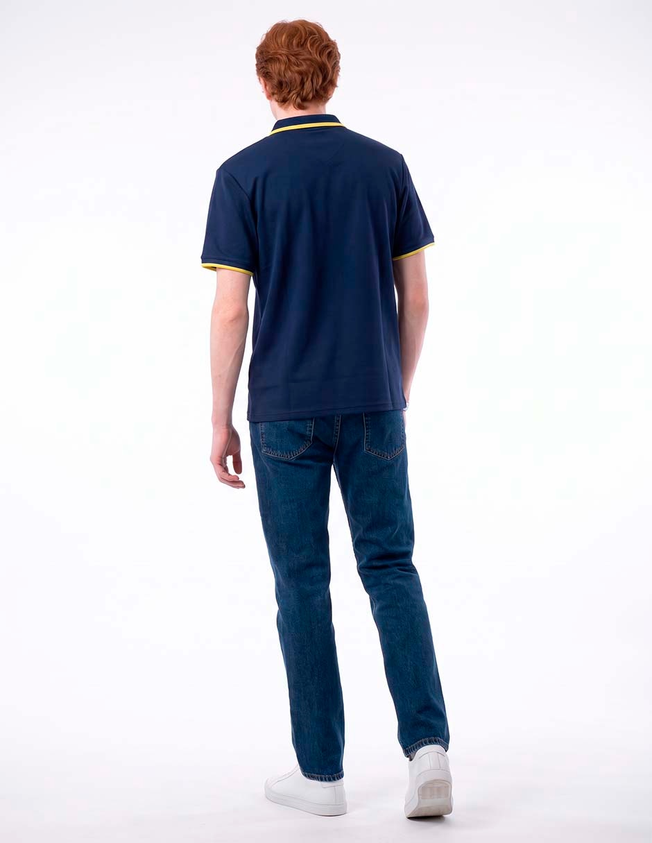 Playera cuello V para hombre 4