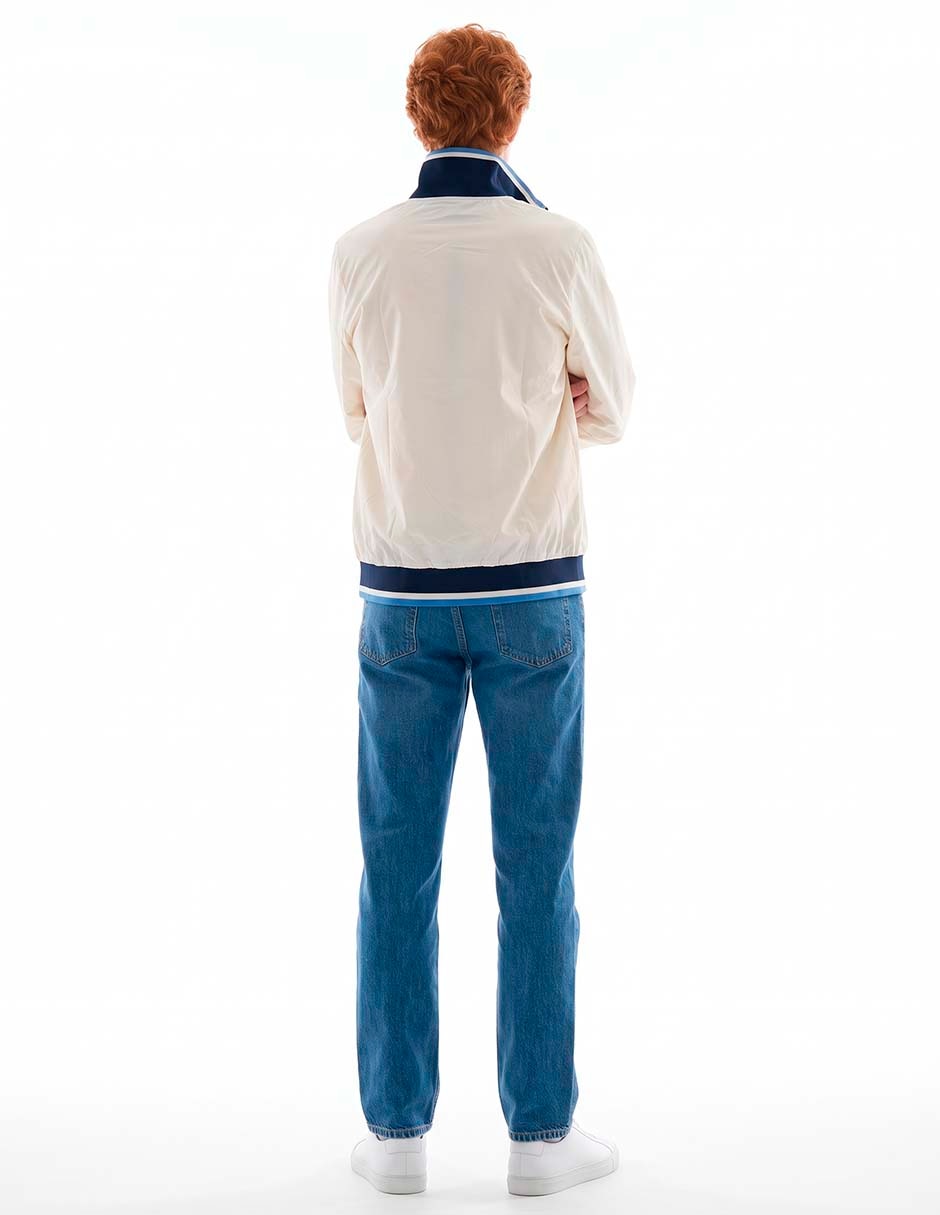Chamarra con bolsillos para hombre