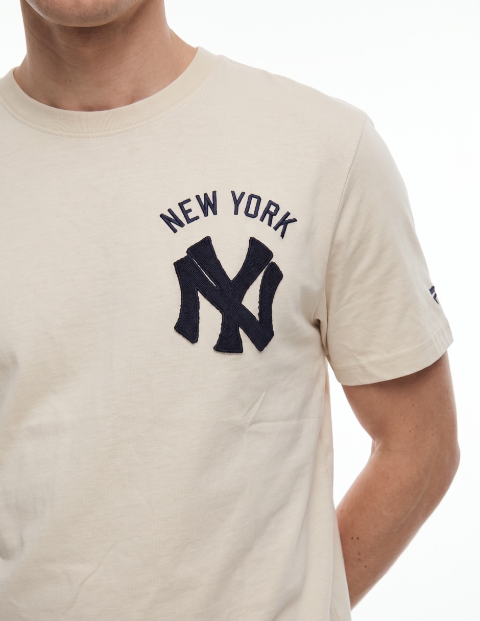 Playera cuello V para hombre 4