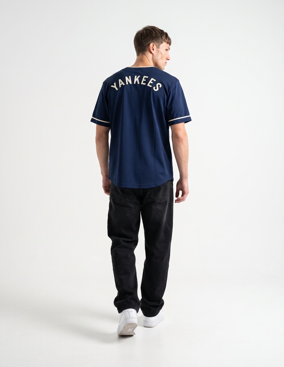 Playera cuello V para hombre 2