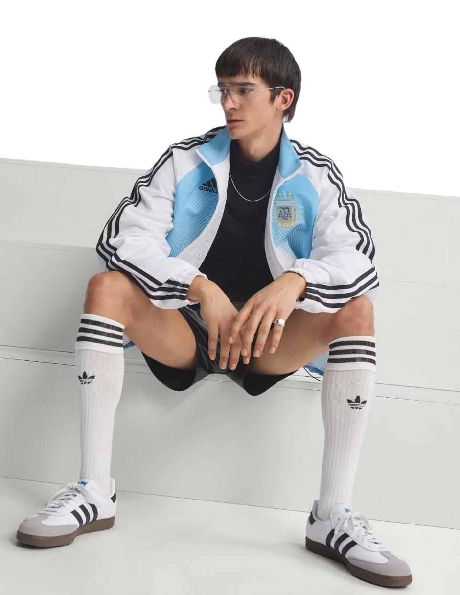 Chamarra casual selección argentina afa con bolsillos para hombre 6