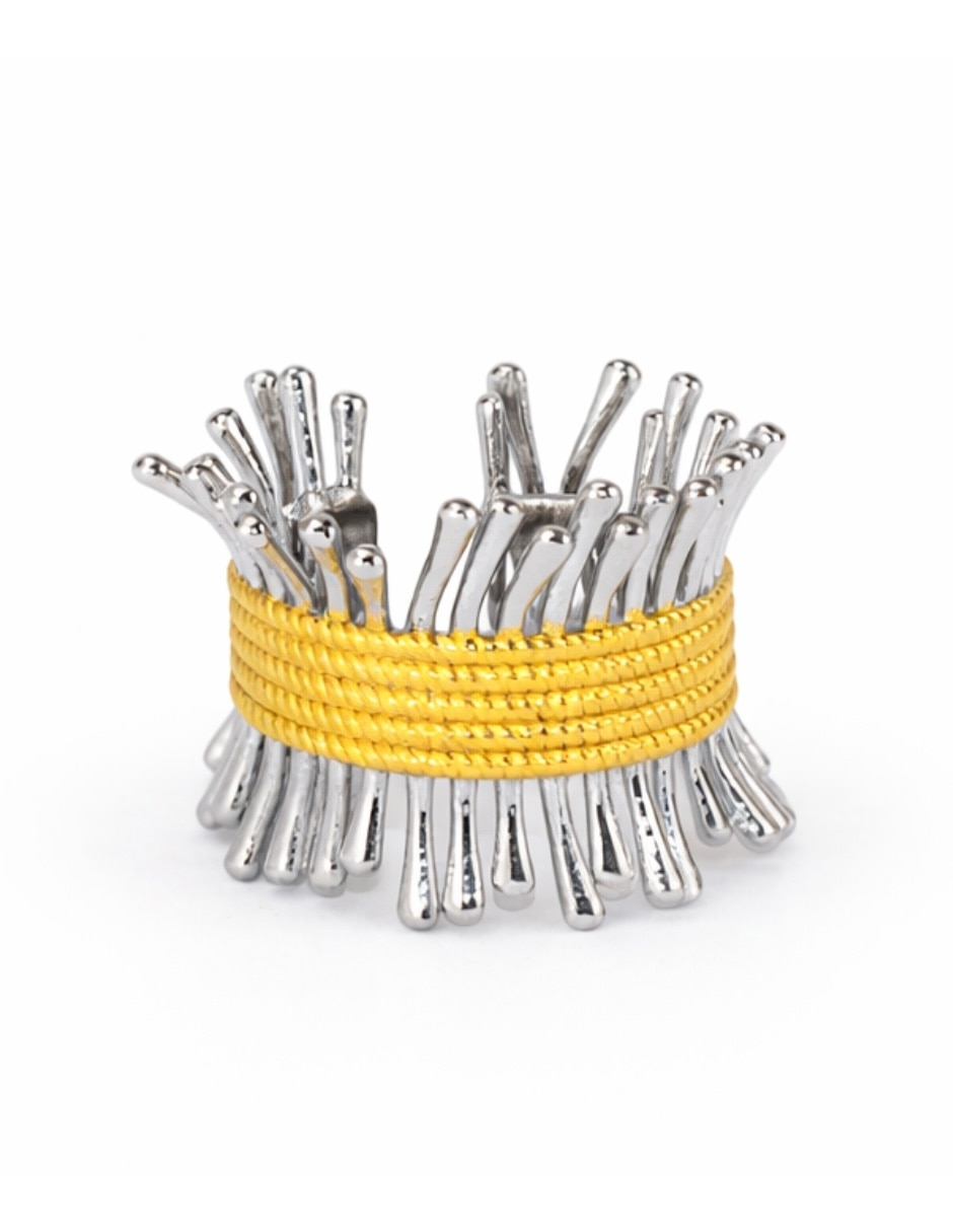 Anillo Yoiko Coral baño de oro